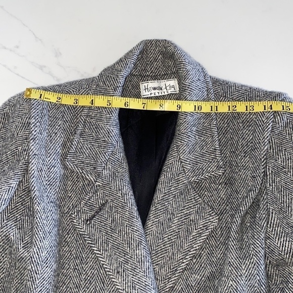 VINTAGE Coat - Picture 9 of 11